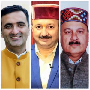 हिम न्यूज़,शिमला­-राज्यपाल शिव प्रताप शुक्ल ने आज जिला किन्नौर के कल्पा उप-मण्डल के बटसेरी गांव का दौरा किया। इस अवसर पर लेडी गवर्नर जानकी शुक्ल भी उनके साथ रहीं। किन्नौर ज़िला के तीन दिवसीय प्रवास के अंतिम दिन राज्यपाल ने विष्णु नारायण मंदिर में पूजा-अर्चना की और महिला मण्डलों एवं अन्य स्वयंसेवी संगठनों द्वारा आयोजित प्रदर्शनी का अवलोकन भी किया।